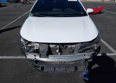 2020 Toyota Corolla Se 6Mt z USA, uszkodzony, nr VIN 5YFM4RCE8LP047904